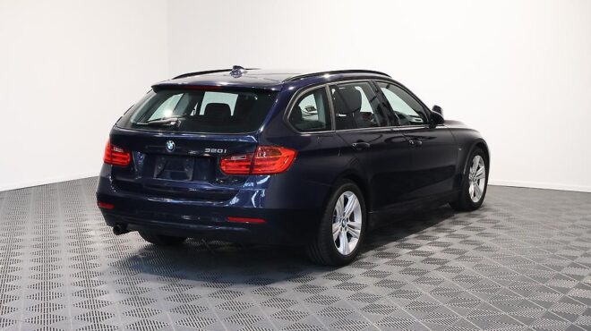 2013 Bmw 320i Touring Sport Line Wagon image 315693