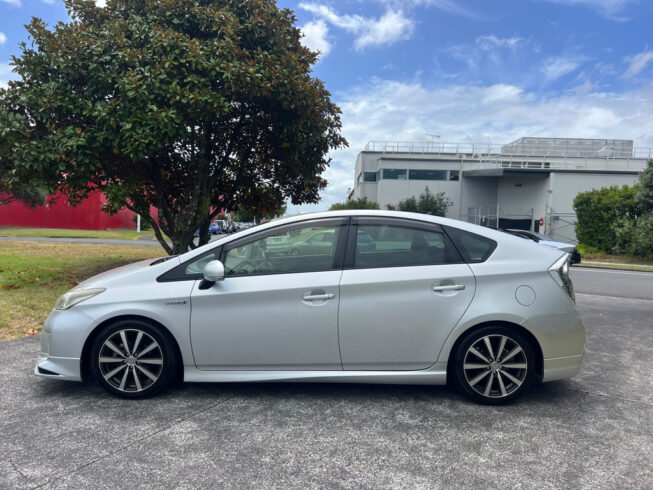 2012 Toyota Prius image 220080