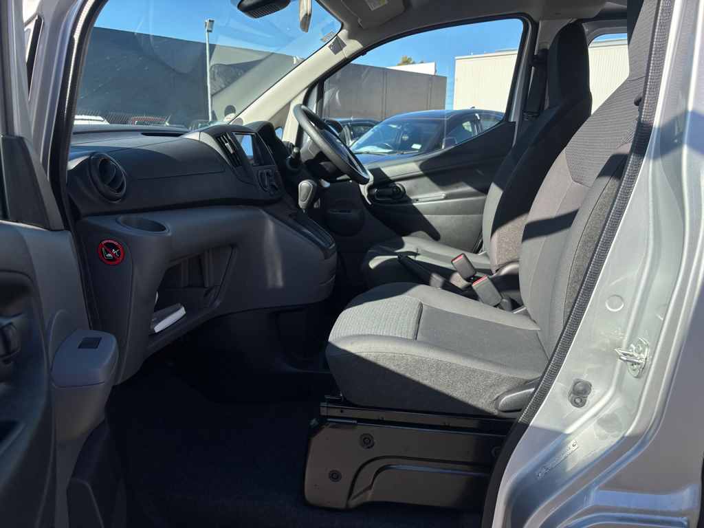 2021 Nissan Nv200 Low KMS Like New image 290189