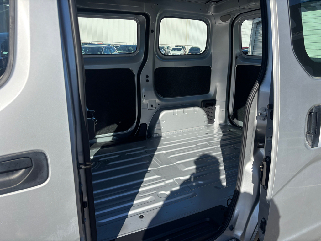 2021 Nissan Nv200 Low KMS Like New image 290190