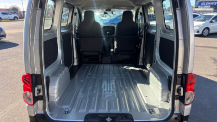 2021 Nissan Nv200 Low KMS Like New image 290192