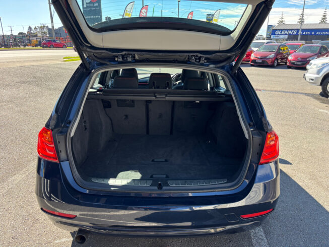 2013 Bmw 320i Touring Sport Line Wagon image 299115