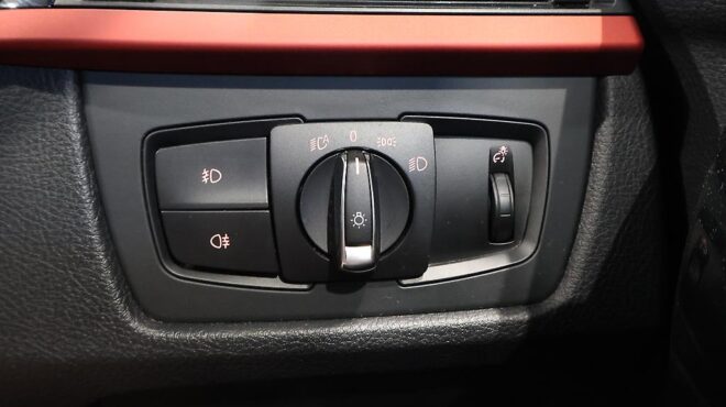 2013 Bmw 320i Touring Sport Line Wagon image 315705