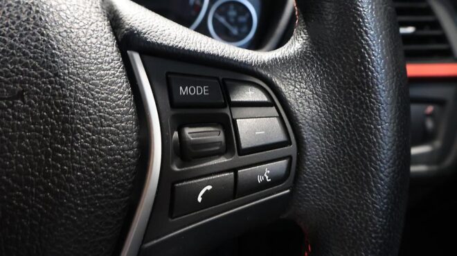 2013 Bmw 320i Touring Sport Line Wagon image 315703