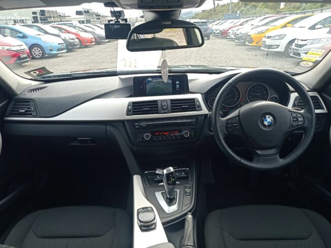 2014 Bmw 320i image 225575