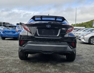 2017 Toyota C-hr image 213694