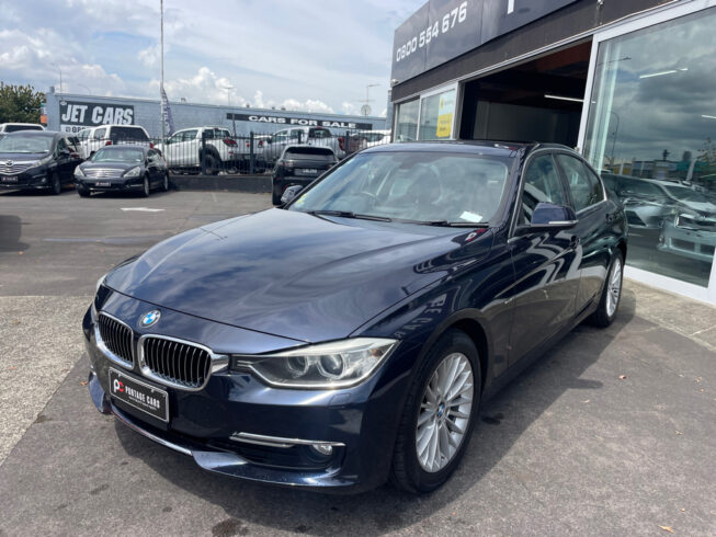 2012 Bmw 320i image 224784