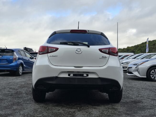 2015 Mazda Demio image 213540