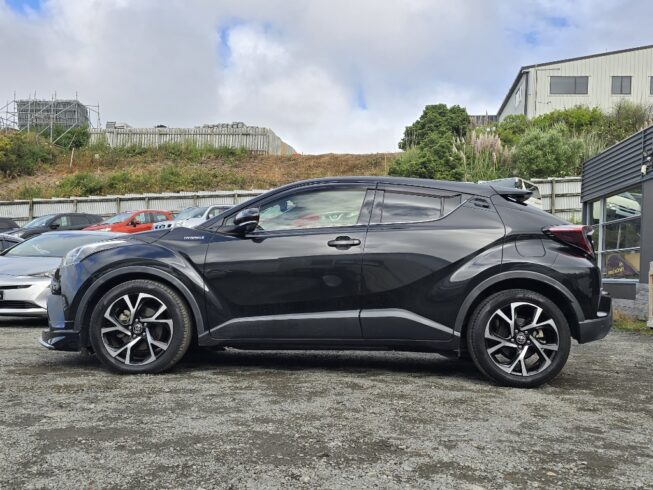 2017 Toyota C-hr image 213680