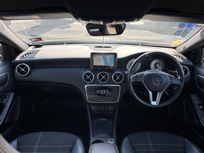 2014 Mercedes-benz A 180 image 230263