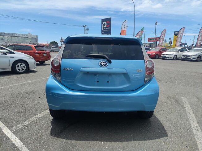 2012 Toyota Aqua image 228569