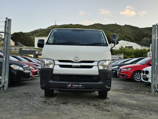 2018 Toyota Hiace image 227980