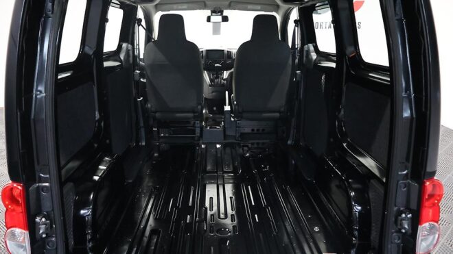 2021 Nissan Nv200 5 Door, Low Kms Like new image 310575