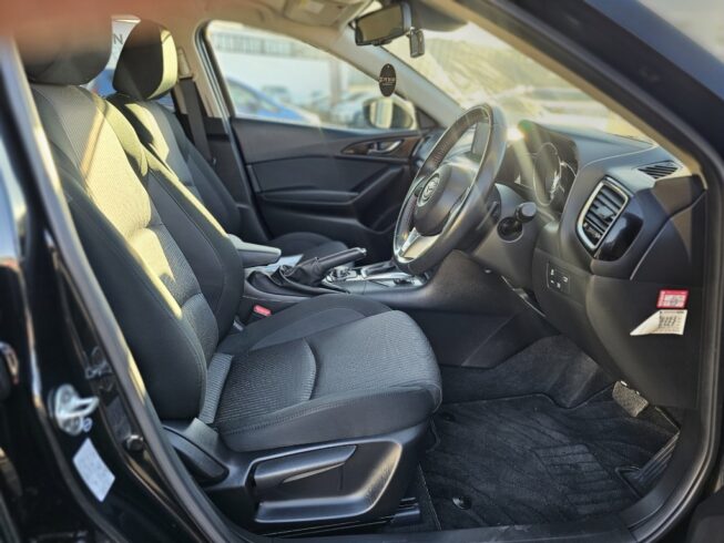 2013 Mazda Axela Sports 20S Touring image 300721