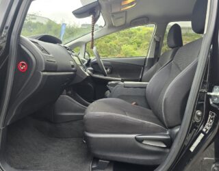 2017 Toyota Prius image 228154