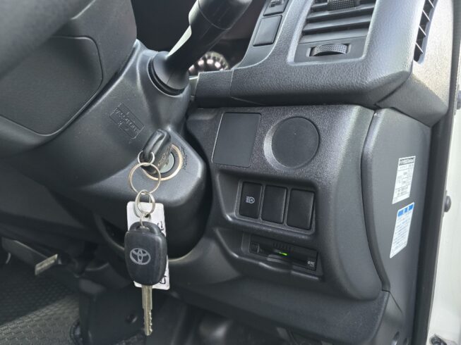 2018 Toyota Hiace image 227991