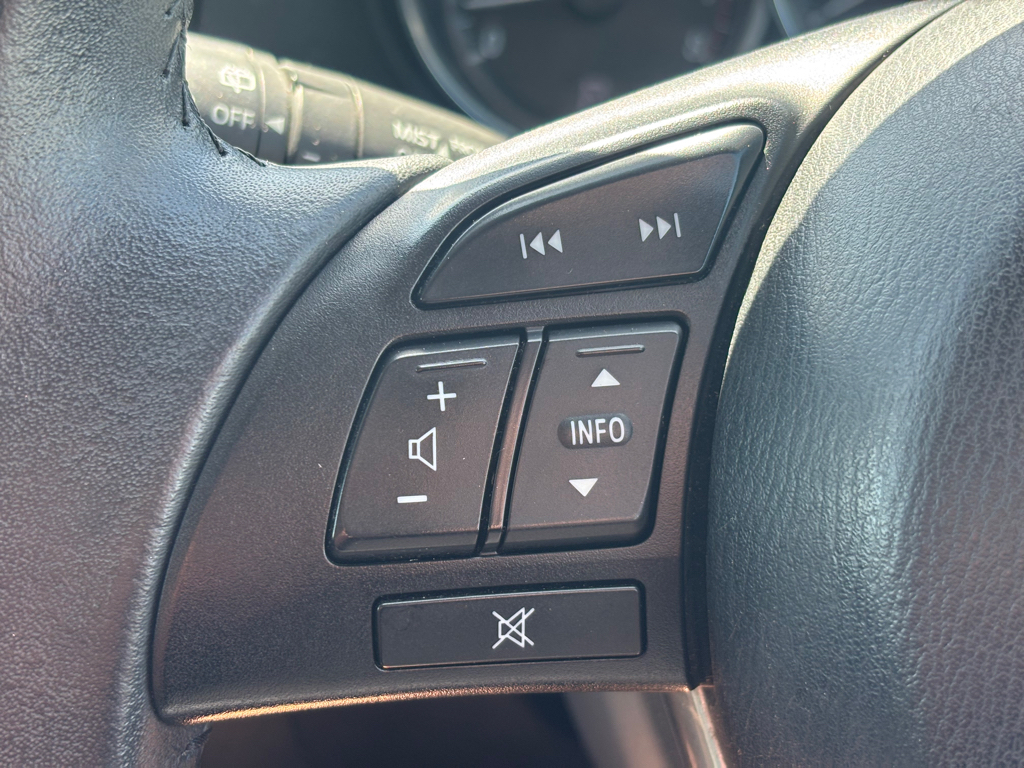 2012 Mazda Cx-5 20S – Blacked Out Wheels image 307118