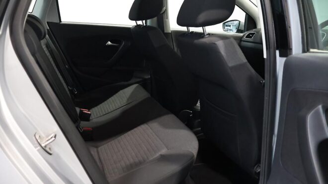 2014 Volkswagen Polo TSI Comfortline Blue Motion image 304762