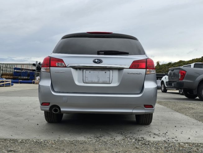 2013 Subaru Legacy image 243417