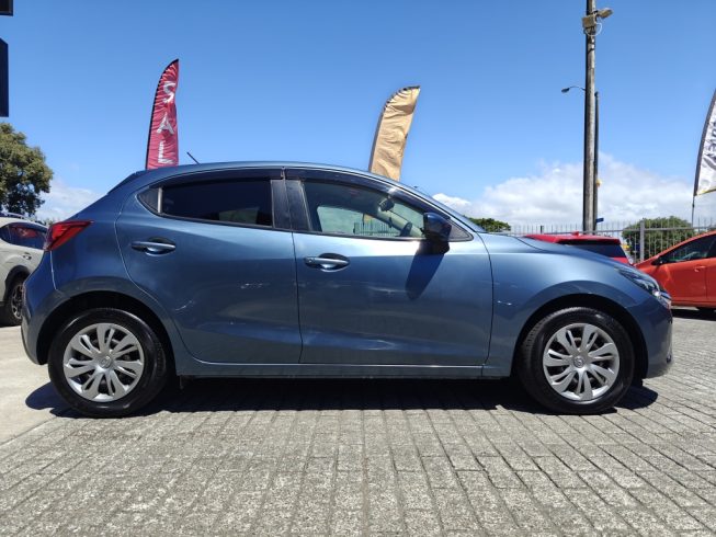 2015 Mazda Demio image 233681