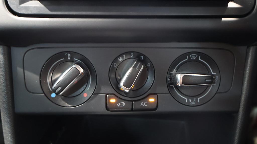 2013 Volkswagen Polo TSI Comfort Line Blue Motion image 310620