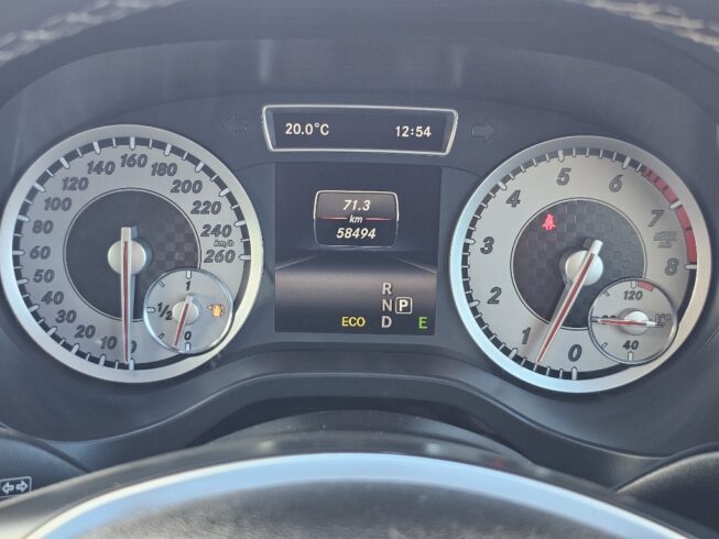 2013 Mercedes-benz A 180 Low KMS, Black Mags image 301921