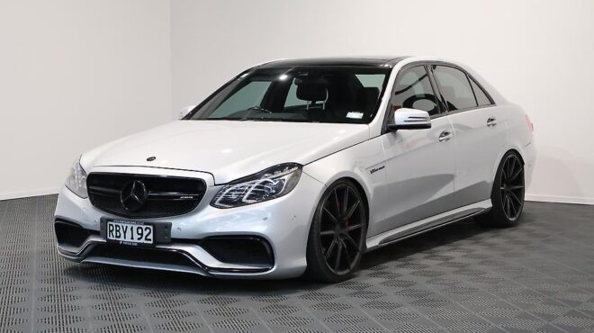 2013 Mercedes-benz E 63 AMG – Big Wheels – Exhaust – Lowered image 308464