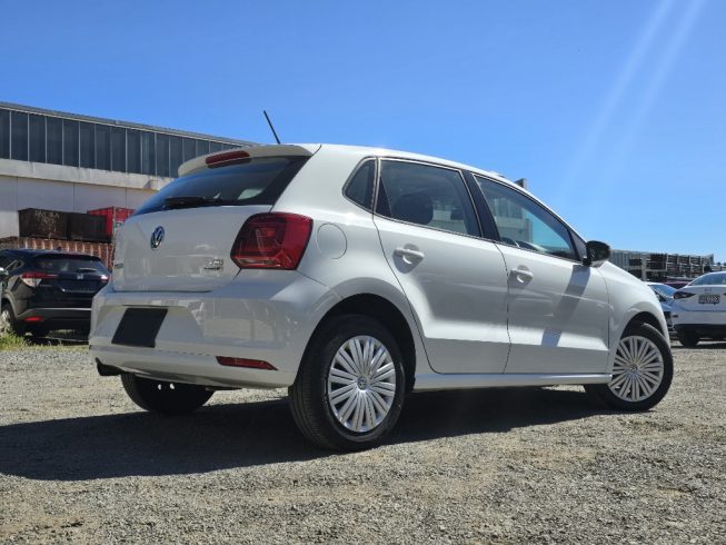 2015 Volkswagen Polo image 234719