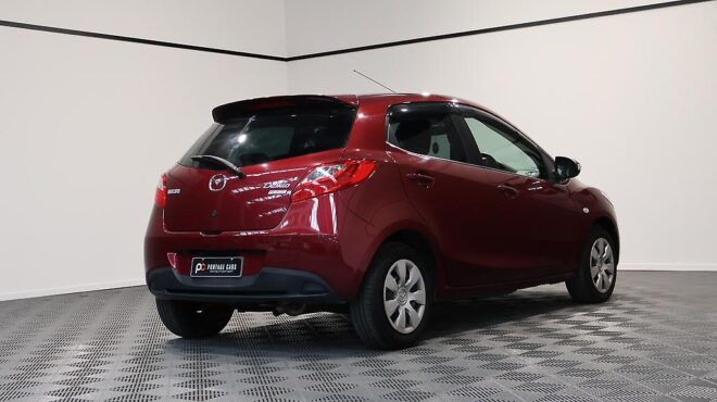 2014 Mazda Demio 13-Skyactive image 305253