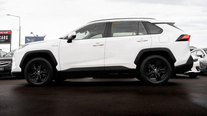 2019 Toyota Rav4 e-four Hybrid AWD NZ NEW image 302640