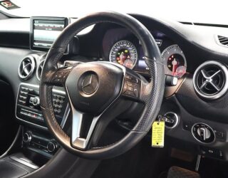 2013 Mercedes-benz A 180 Low KMS, Black Mags image 307276