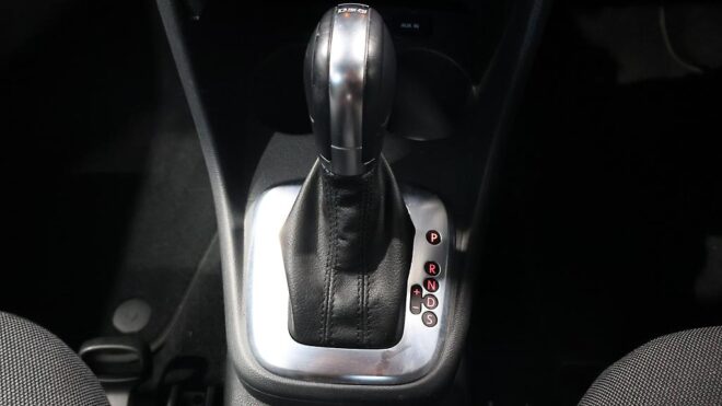 2013 Volkswagen Polo TSI Comfort Line Blue Motion image 310621