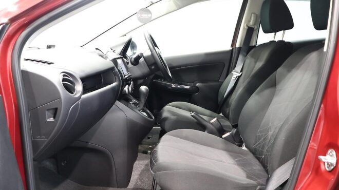 2014 Mazda Demio 13-Skyactive image 305264