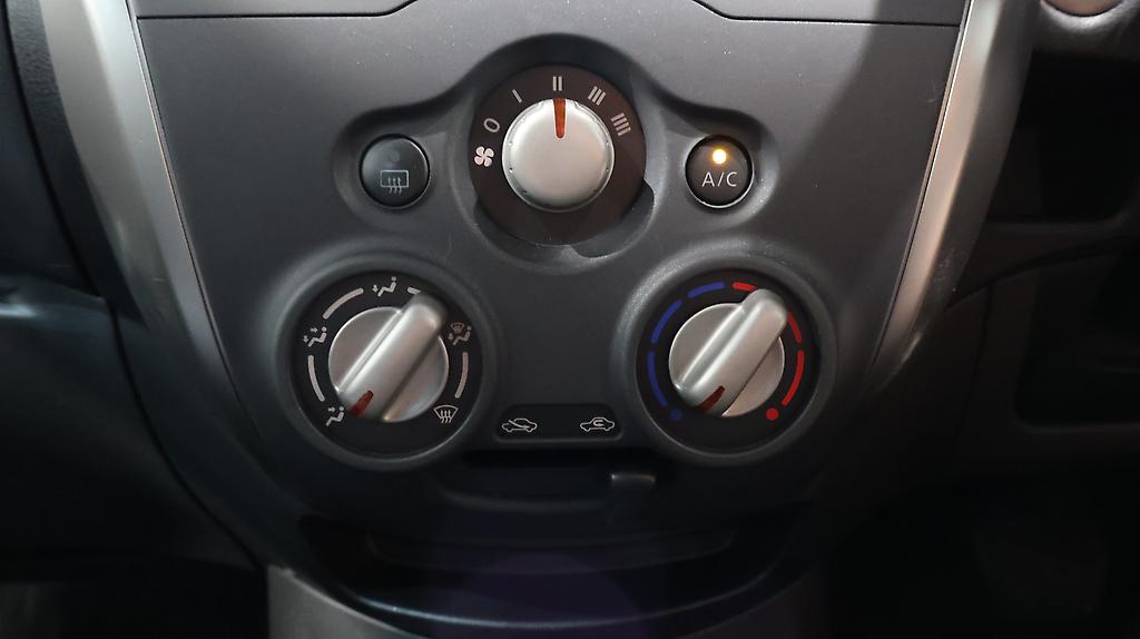 2015 Nissan Note X Model **Low KMS** image 317895