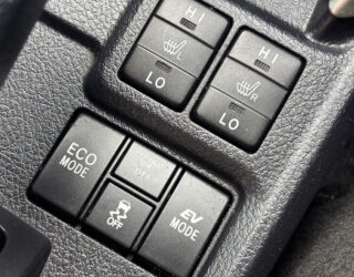 2017 Toyota Corolla Fielder Hybrid G/ Push Start/ Hybrid image 299382