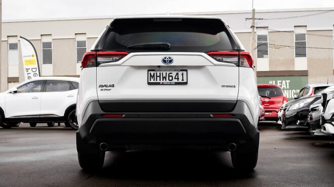 2019 Toyota Rav4 e-four Hybrid AWD NZ NEW image 302642