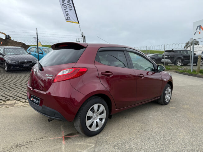 2014 Mazda Demio 13-Skyactive image 301048