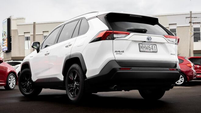 2019 Toyota Rav4 e-four Hybrid AWD NZ NEW image 302641