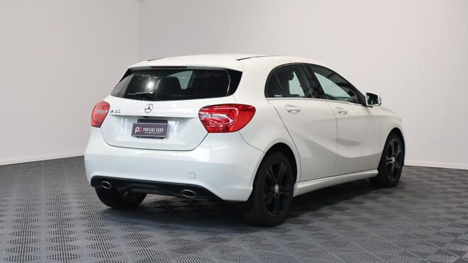2013 Mercedes-benz A 180 Low KMS, Black Mags image 307268