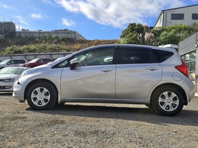 2015 Nissan Note image 235180