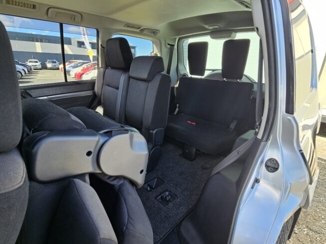 2012 Mitsubishi Pajero 3.2D, 7 Seater image 298629