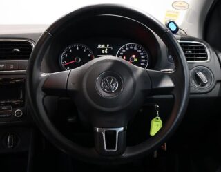 2014 Volkswagen Polo TSI Comfortline Blue Motion image 304766