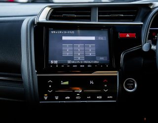 2013 Honda Fit Hybrid S-Package – Cruise Control – Alloy Wheels image 293677