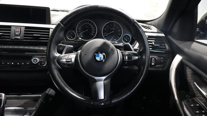 2014 Bmw 320i Touring M Sport image 303951