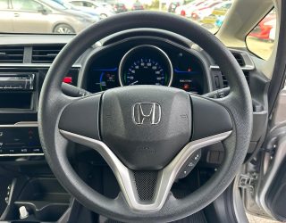 2014 Honda Fit Hybrid F-Package image 284471