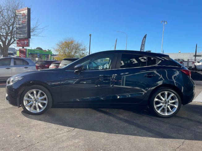 2014 Mazda Axela Sports 20S Touring image 286218