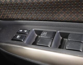 2015 Nissan Note Medalist, Safety Package image 310463