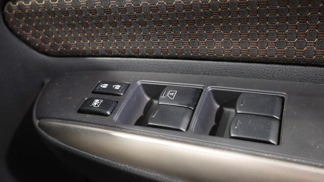 2015 Nissan Note Medalist, Safety Package image 310463