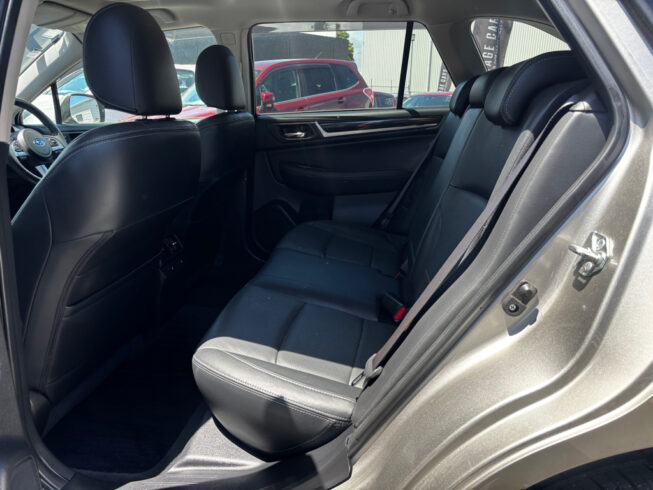 2015 Subaru Outback Limited AWD – 2.5 image 317262