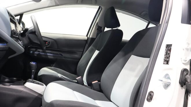 2013 Toyota Aqua S Model/ Push Start image 314182